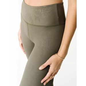Zyia Active 7/8 Leggings Womens Size 2 Green Forest Foliage‎ Light N Tigh Sporty